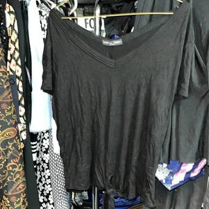 KIM & CAMI top